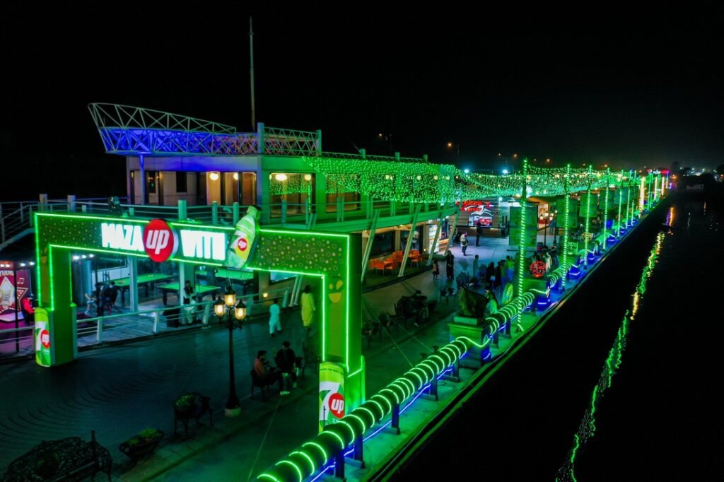 maza with 7 up
